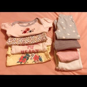 4 baby girl outfits (size 6-9 months) bundle